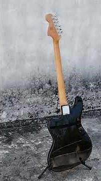 Bass or Guitar? The truth about the Squier Classic Vibe Bass VI #squierbyfender #bassvi #guitar