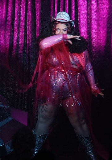 Plus-Size Performer: Burlesque and Costume Journey
