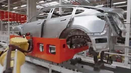 At Tesla's Gigafactory Berlin-Brandenburg, the carmaker shows a new video of its factory operations behind the scenes. #Tesla #GigaBerlin | CNET