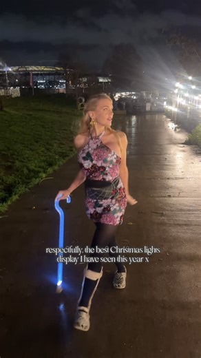 lucy may dawson🦿DISABLED MODEL & CONTENT CREATOR | disability but in a seasonal and festive way x slEIGH! 🎄 Video description Lucy is a white, blonde, disabled woman with long hair and a... | Instagram