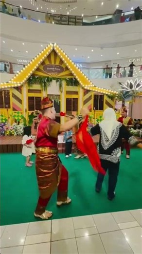 Malaysia Malay Traditional Dance Tarian Joget Inang Hari Raya Open House Syawal Ramadan Tradisi