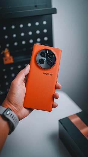 8.5K views · 268 reactions | The MOST powerful flagship from REALME ever is here!  Key specifications: • Snapdragon 8 Gen 3 • 16GB LPDDR5X RAM • 1TB UFS4.0 Fast Storage • 6.78” 144Hz LTPO 4500nits • 100W Wired Charging • 50W Wireless Charging • 5400mah Battery • 50MP SONY LYT-808 OIS sensor • 50MP SONY IMX890 Periscope • 8MP Ultrawide #realmeGT5pro #realmeGT5ProUnboxing #realme #realmeMalaysia #unboxing #asmr | Lim Reviews | Facebook