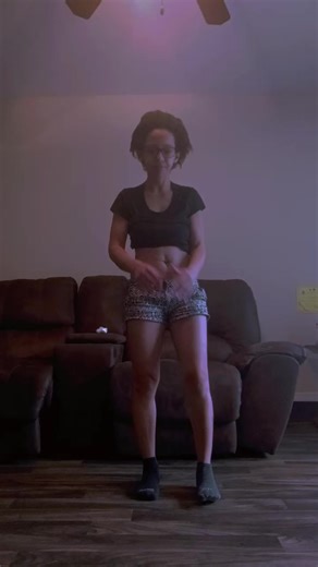 la flow g🔥 (@la.flow.g.oficial)’s videos with Porque Quiero Sonreír - Flow La G