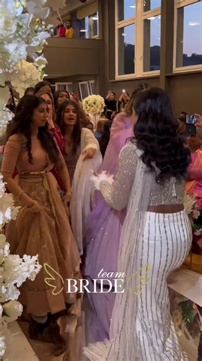 179K views · 409 reactions |  Beautiful bride dances with her bridesmaids, a joyful moment of celebration and unity. Video by > @swissdreamcakes #Dumdumwedding #matrimony #indianwedding #tamilmatrimony #malaysiaviral #viral #Malaysia #indian #hinduwedding #dumdummatrimony #Dumdumwedding #DumDum #matrimony #fypviral | DUM DUM Matrimony Malaysia | Facebook