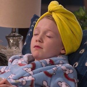 347K views · 346 reactions | In The Big Show Show moet ex WWE worstelaar Big Show drie meiden opvoeden en dat lijkt *soms* een nog grotere worsteling dan zijn worstelcarrière (hehehe). | Netflix | Facebook