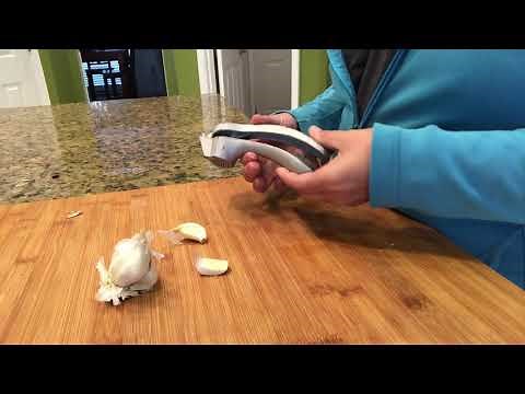 Pampered Chef Garlic Press Quick Tip