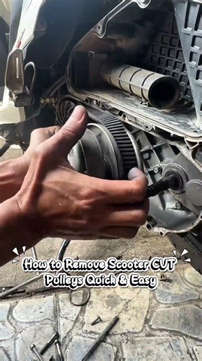 SCOOTER CVT Maintenance: Easy Wrench Trick! ⚙️