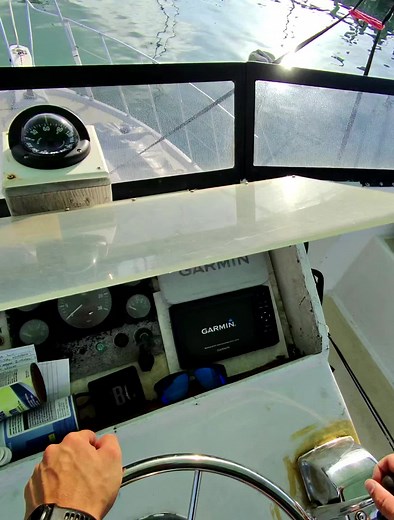 Master Single Engine 40ft Boat Docking Techniques