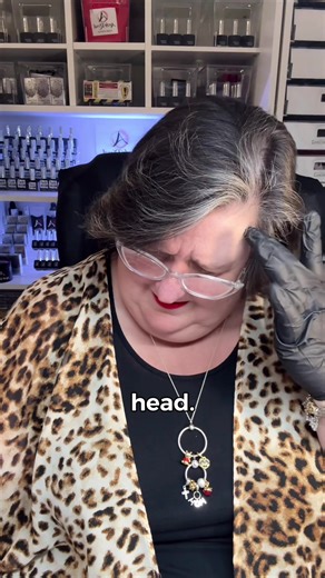 Here’s the science: Nail lamps cure gel products by delivering light energy at specific wavelengths and intensity to initiate polymerization. For that reaction to complete properly, the gel must receive sufficient intensity, evenly distributed, across the entire nail surface. A reflective interior is not decorative. It is functional. Reflective interiors: \t•\tRedirect stray light back toward the nail instead of letting it escape the lamp \t•\tIncrease uniformity of exposure, especially along si