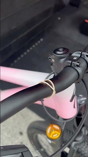 New Specialized P3 complete with Marzocchi Bomber DJ @ Crankworx Whistler #crankworx