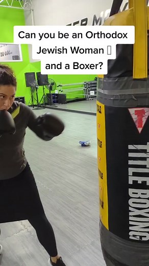 Orthodox Jewish Woman Boxer - Meet Riki