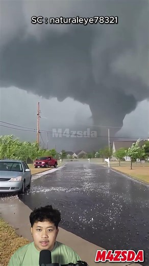 Viral! Angin Tornado Yang Mengeluarkan Bongkahan Es! #m4zsda #shortvideos #shorts #reaction