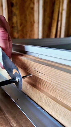 Window specifications the #carpenter edition Typically exceeding the Manufactures requirements is a none issue, but its always a good Idea to check. We tightened up the clip spacing on the most exposed windows on this project, as a precaution based on experiance with local weather. #apprenticeshipisanobligation #window #builder #construction
