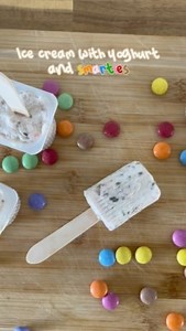 To make this recipe, you will need : A large bowl 6 small yoghurts 2 packets of vanilla sugar 6 wooden sticks 1 rolling pin And lots of Smarties !  Enjoy with the kids !  And don’t forget to save this wonder for later ! #petitfernand #recipe #ice #Smarties | Petit Fernand | Facebook