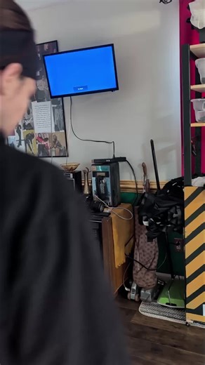 PHOTOGRAPHERs let your clients see the process. enjoy the moment create and build together. HDMI cable for the Nikon z8 #photographertips#process#photoshoot #client#charlottephotographer