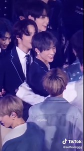 too cute😭 #txt #bts