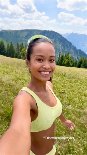 Gondola up, hike down! 🚡🥾 Fresh mountain air, amazing views and a workout without ruined legs! 🏔️