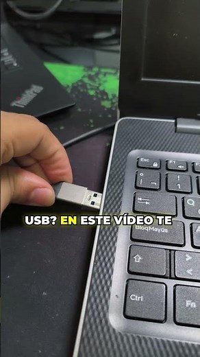 COMO CONECTAR UN USB DE MANERA CORRECTA #humor #laptop #usb #tutorial #tips #protips #gamer