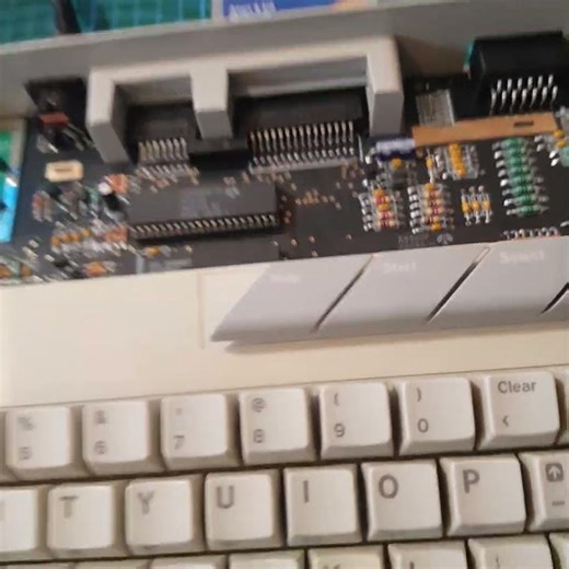 Atari Replica: 130XE Pixel Perfect BLACK - It's Alive!!!