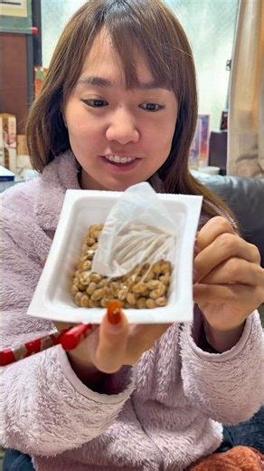 Anyone here love natto? The Japanese will teach you the correct way to eat it!