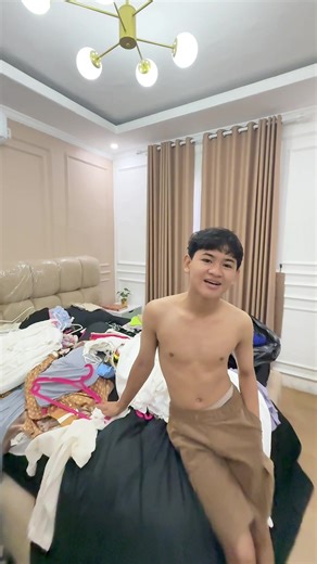Kisah Bibik dan Kambing Jatuh: Cerita Lucu Sehari-hari