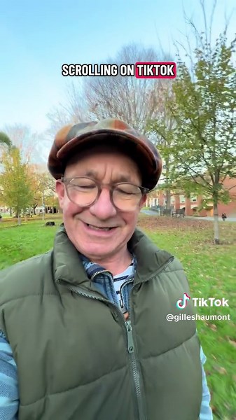 Obnubilé. It means being so absorbed or engrossed in something that you forget the world around you. Like scrolling TikTok and losing track of everything else! #LearnFrench #FrenchWord #FrenchLesson #Obnubilé #FrenchVocabulary