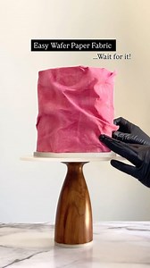 35K views · 12 reactions | Want to color wafer paper like a pro? Comment ‘wafer’ and I’ll DM you the link to my blog post 﫶 #WaferPaperMagic #CakeDecoratingHacks” | Funky Batter | Facebook
