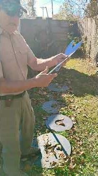 Beginning knife throwing with full spin #knifethrowing #fullspin #shorts #throwingknives
