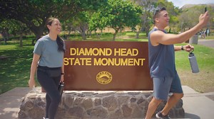 Hike, shop at Hawaii’s biggest farmer’s market, get involved with a volunteer experience around Lē‘ahi (Diamond Head). | Hawaii – gohawaii.com