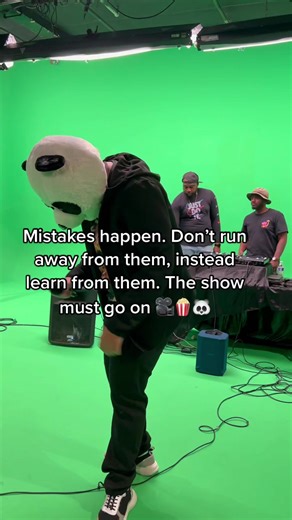 Song: Un panda enamorado 2.0 #10MillionAdoptions #LENOVOJUSTBEYOU #musica #parati #foryou #parati #tiktoktrending