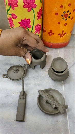 Making Mini Kitchen Pots & Fish With Clay #shorts