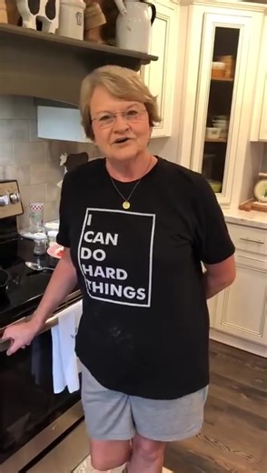 Mama Sue's Easy Tomato Gravy Recipe