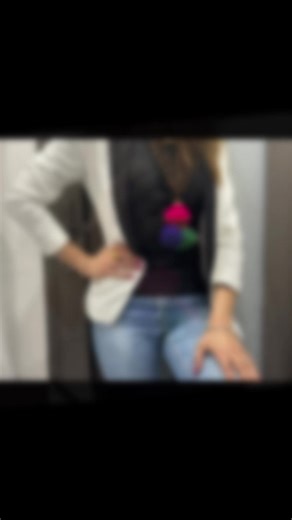 Afghani lawang, styled a little differently. 🤍💚 Would you wear it like this? Let us know in the comments ✨#AfghaniFashion #AfghanStyle #AfghanClothing #LawangStyle #CulturalFashion