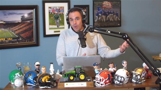 Jim Albracht was a QC Media legend - his work on TV and radio speak for itself, but Jim was much more than that. He was a mentor and a friend. He was hilarious and always looked at life in a positive way. He will be greatly missed. RIP Jim 📺 https://www.youtube.com/live/6mhcRP0zn1E?si=RCtpFUgaGcwVOqw8 🍎 https://podcasts.apple.com/us/podcast/off-the-air-with-matt-randazzo-dec-10-kyle-huesmann/id1789605490?i=1000740713623 🟢 https://open.spotify.com/episode/0MPHsQhXp0NzUOmJX0uWhd?si=1a95070d166d