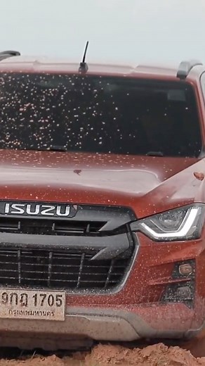 El isuzu D Max es un increíble pickup de tamaño medio con prestaciones envidiables por sus competidores directos #toyota #isuzu #isuzudmax #dmax #dmax4x4 #4x4 #offroad #autos #autosfull | Autos Full
