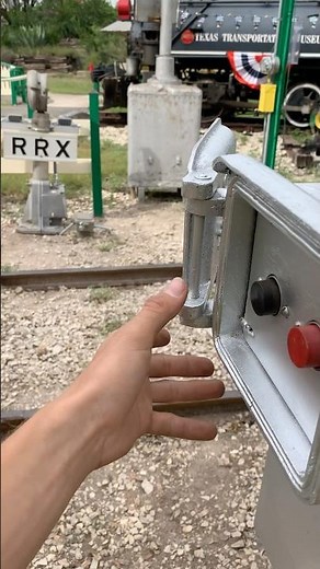 Manually Activating A MINI Pedestrian Railroad Crossing