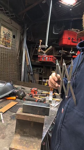 3 comments | Picket Master pro it is this easy to find the center of...