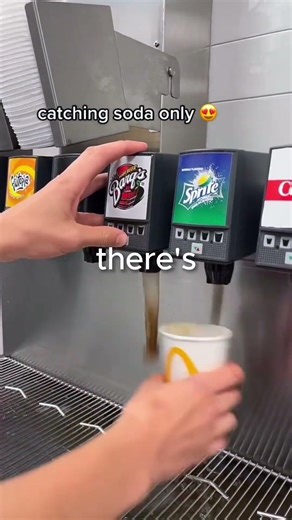 Why does it look like water comes out of the soda machine?🤔