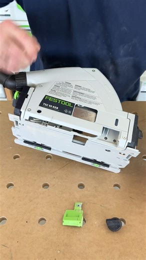 84K views · 420 reactions | Is your saw blade in need of a good sharpen and clean? Send your blade into our sharpening service! Its super easy, buy a sharpening, get a prepaid label, and send your blade over to Quin Saw! Up to three tip replacements included Have multiple blades in need of some care? We offer discounts on bulk orders, to learn more and send one in now, head to: Festoolsharpen.com | Festool | Facebook