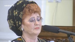 12K views · 339 reactions | Zi liniștită, dragii mei! Veta Biris "Mergeai cu crucea-n spate" Catedrala Arhiepiscopală Majoră „Sfânta Treime” din Blaj..2024 | Folclor Autentic Românesc | Facebook