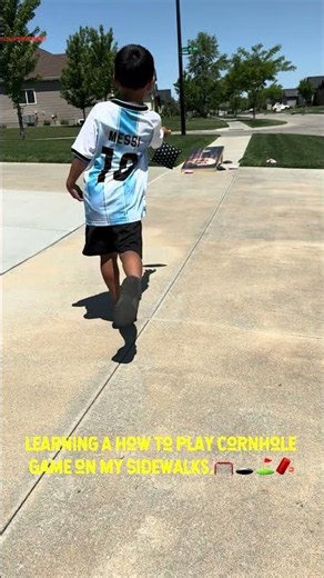 Learning a How to Play Cornhole Game on My Sidewalks.🥅🕳️⛳️🧨#cornhole #game #sports #points #wow