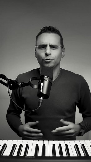 63 reactions · 3 comments |  Să cânți la pian e o artă pe care mulți...