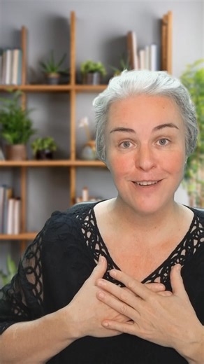 Learn about the best fruits for diabetics and how they can fit into your diabetes diet. Discover the effectiveness of low carb diets for diabetes, the difference between A1c and blood sugar, and how to reverse prediabetes naturally. In this weeks episode of the Type 2 Diabetes Talk Podcast, Episode 110, we'll cover the key takeaways from the top 5 podcasts of the year and how you can incorporate these strategies to improve blood sugar control. Plus, a heartfelt thank you to you all for being par