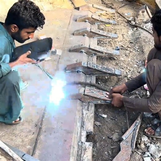 New Caterpillar Loader Bucket Tooth Method #caterpillar #manufacturing #shorts