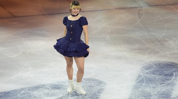 Watch Alysa Liu's flirty and fierce skate at figure skating's Exhibition Gala