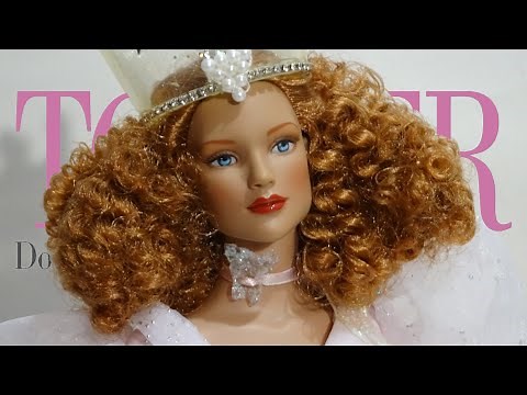 Glinda, the Good Witch of the North 16" Wizard of Oz Tonner Doll