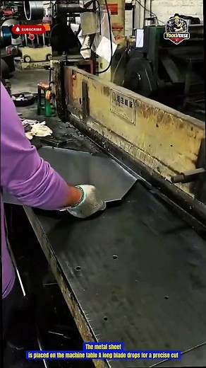 Sheet Metal Shearing Machine Cuts Steel With Precision Fast | Tools Construction