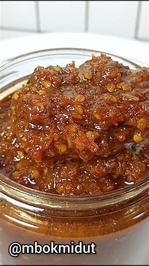 How to make chili sauce that lasts a long time and doesn't go stale #shorts