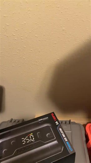 Smart charging for all seasons! ❄️☀️ Temperature sensor automatically adjusts charge voltage - no more summer overcharge or winter undercharge. 🔋 Works with all battery types revitalizes worn batteries. Keep your vehicles ready to go all year round! #BatteryMaintainer #WinterPrep #SummerReady | Integralan01