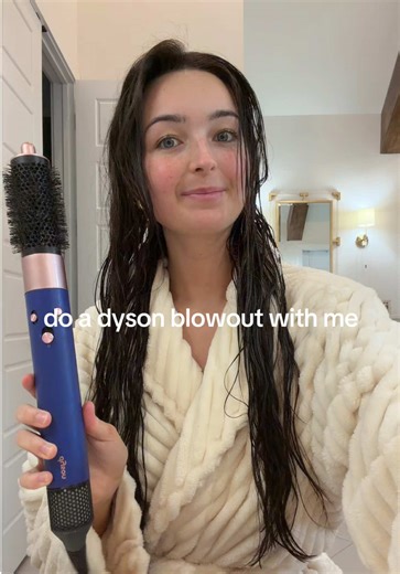 Dyson Blowout Tutorial: Achieve a Salon-Style Hairstyle
